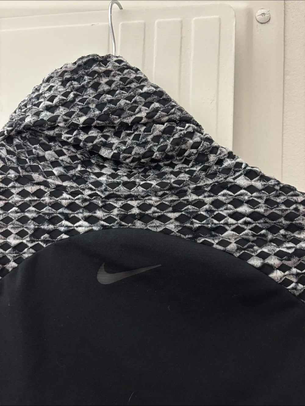 Nike Pro Hyperwarm Womens Pullover Long Sleeve Training Top S thermal shirt